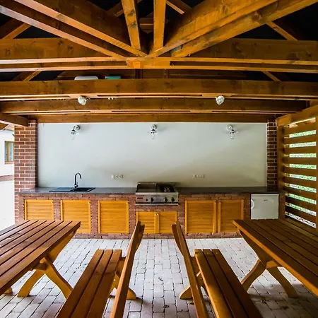 ゲストハウス Haracsi Vendeghaz *