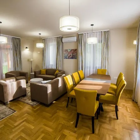 ゲストハウス Haracsi Vendeghaz *